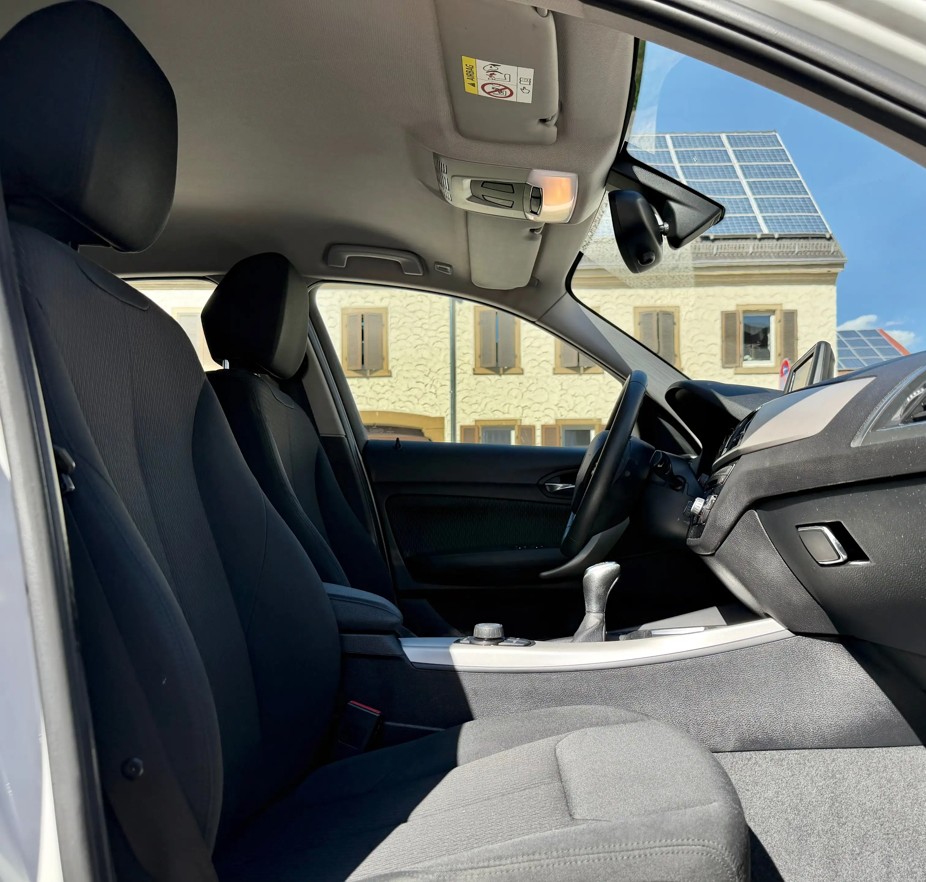 BMW 118 i — photo 3