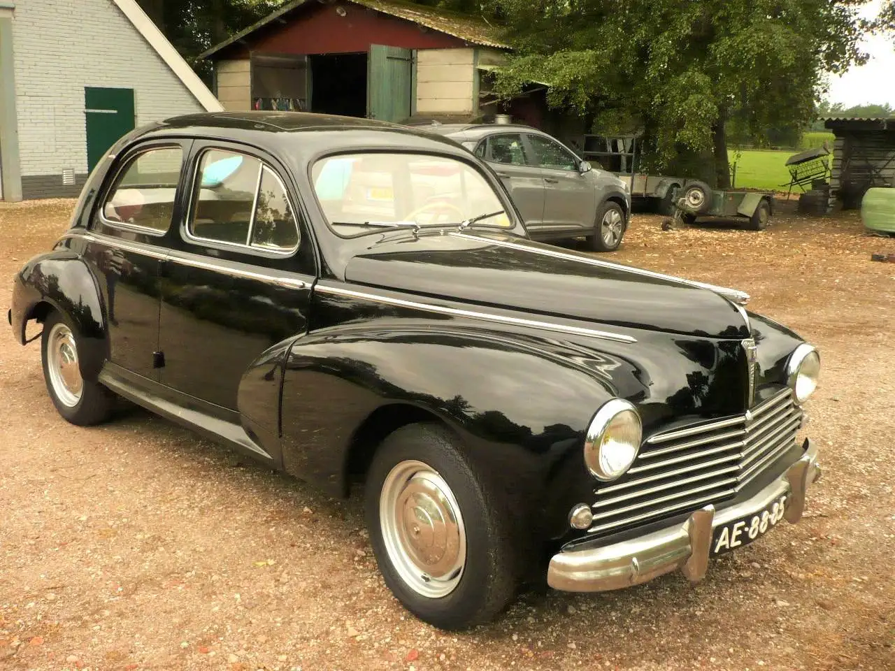 Peugeot 204, foto 1