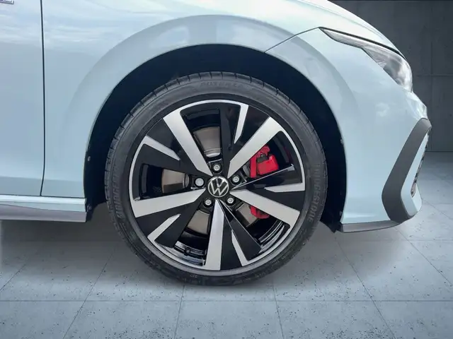 Volkswagen Golf view 8