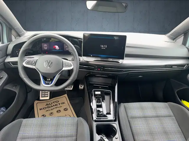 Volkswagen Golf view 12