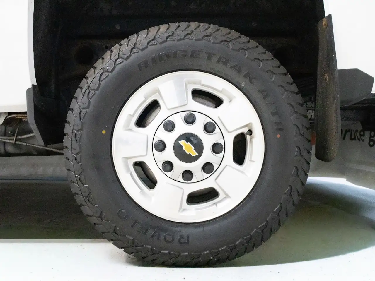 Chevrolet Silverado 2500 photo Chevrolet Silverado 2500