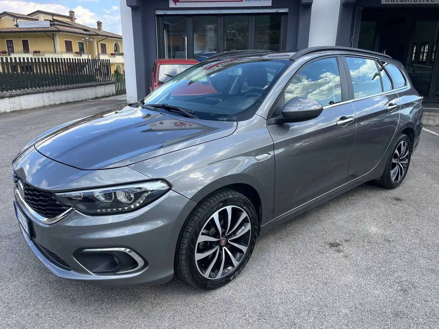 Fiat Tipo Tipo SW II 2016 SW 1.3 mjt Business s Gris - 1
