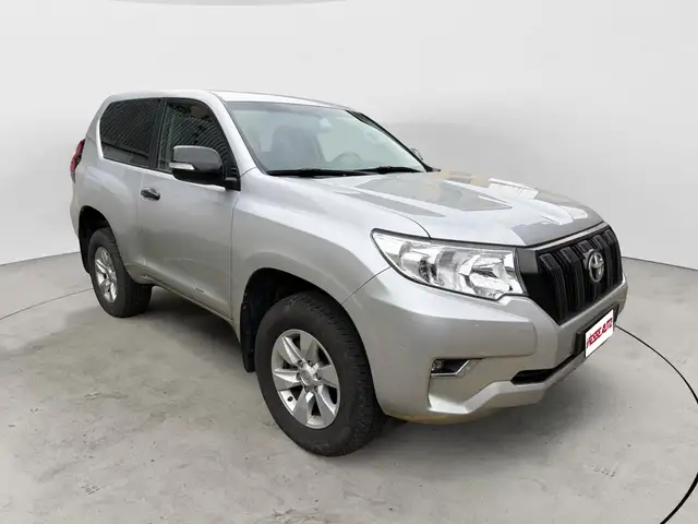 Toyota Land Cruiser 2.8 D-4D Active | EURO6 D-TEMP Auto 3P MY 19