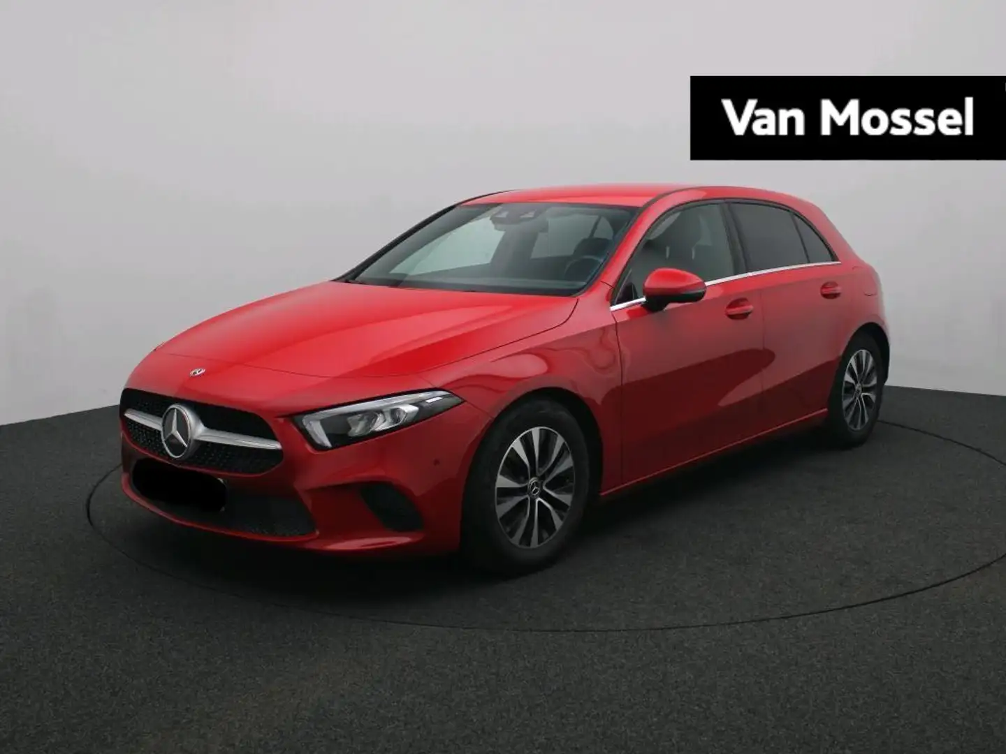 Mercedes-Benz A 180 + AUTOMAAT + LED + CARPLAY + CAMERA + 1y USED CAR Rood - 1