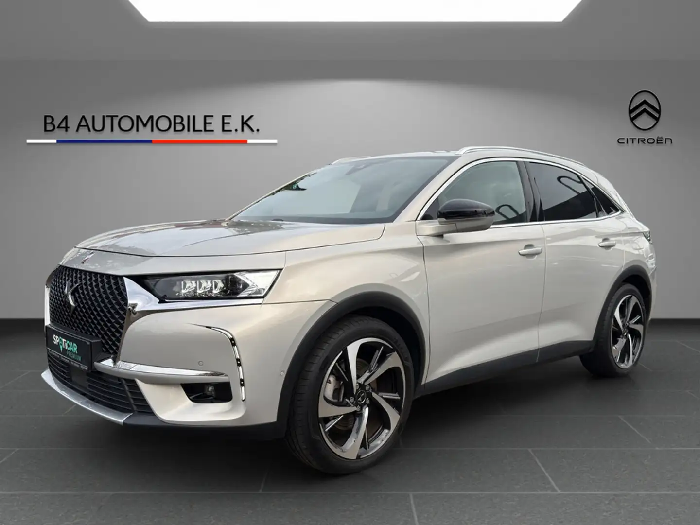 DS Automobiles DS 7 Crossback 1.6 E-Tense 4x4 Rivoli + Grau - 1