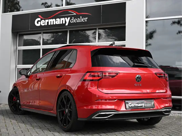 Volkswagen Golf view 13