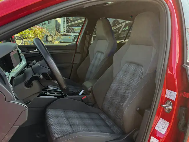 Volkswagen Golf view 29