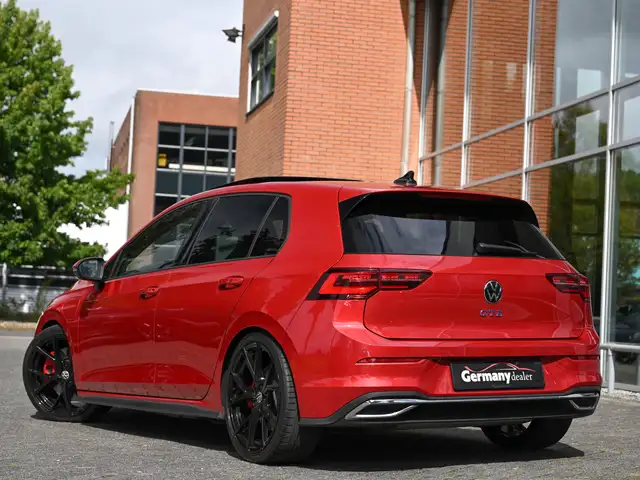 Volkswagen Golf view 17