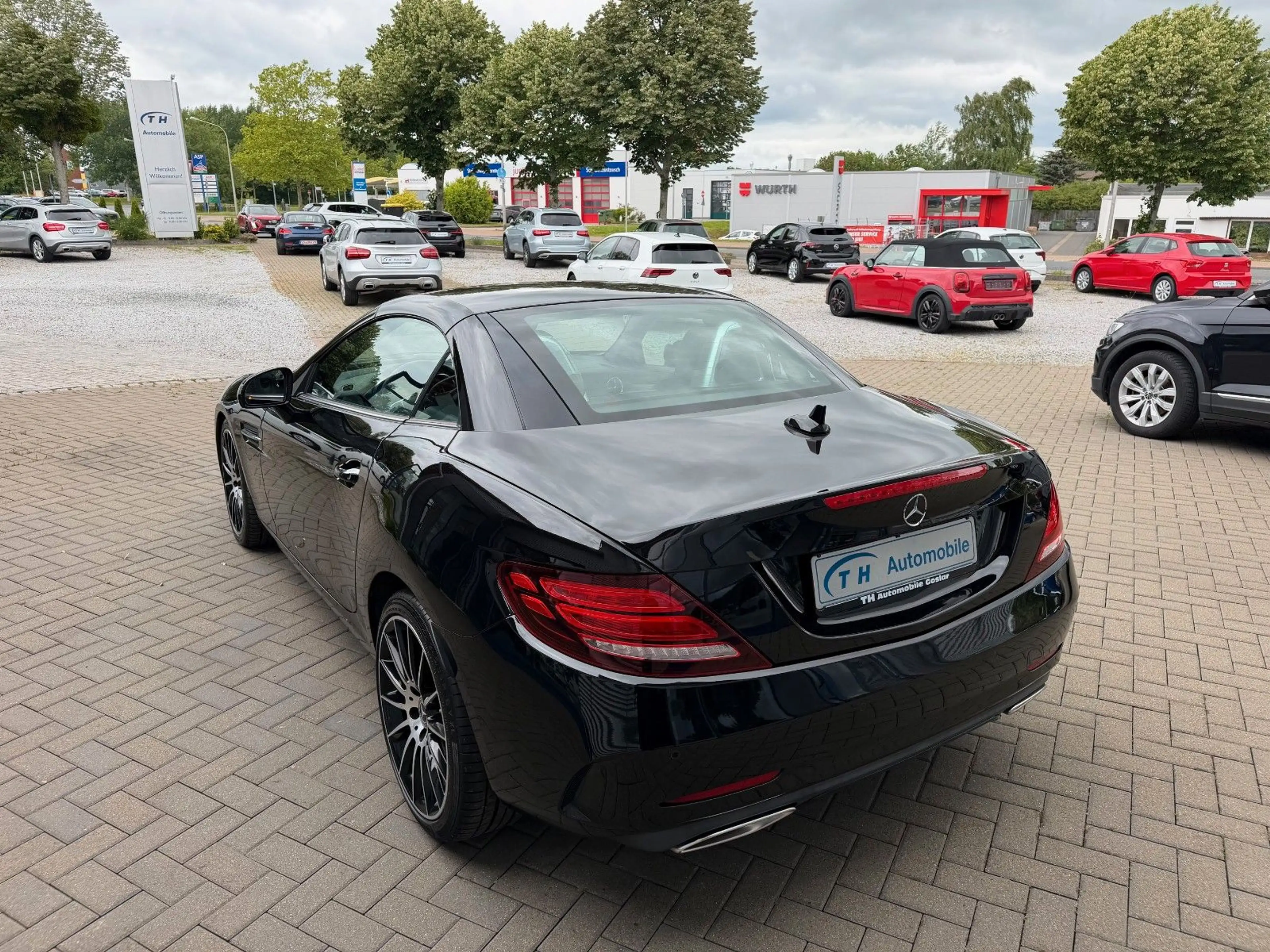 Mercedes-Benz SLC 300 Cabrio/Night-Paket (AMG)/Airscarf/H&K — photo 8