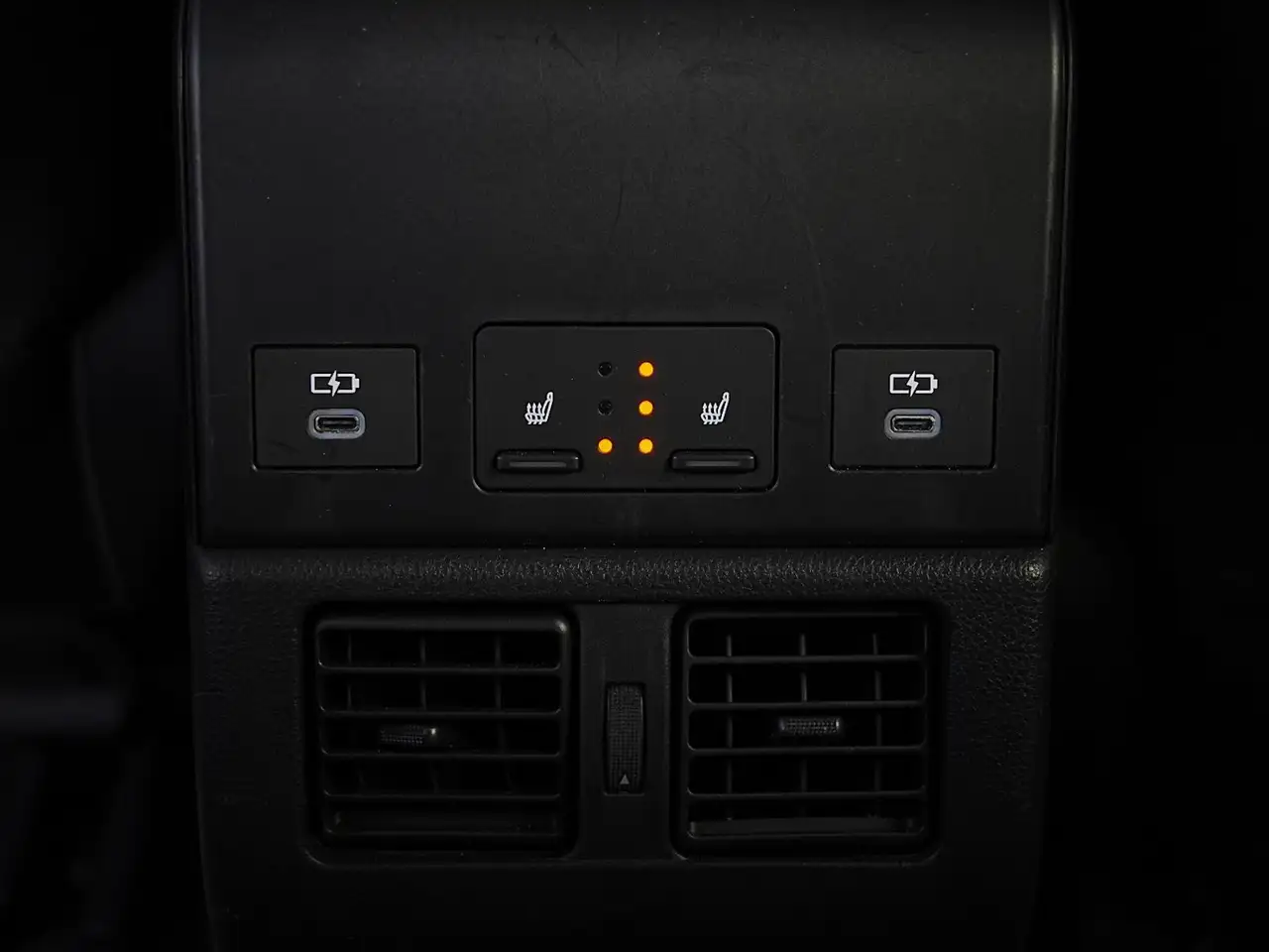 Subaru Solterra снимка Subaru Solterra