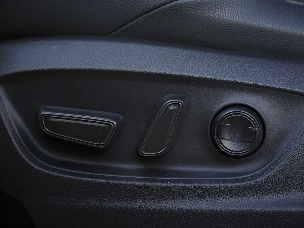 Subaru Solterra снимка Subaru Solterra