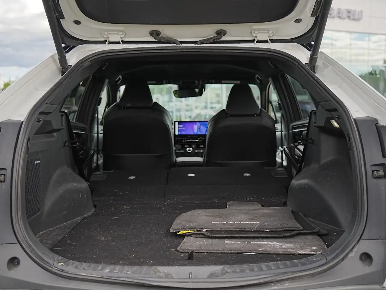 Subaru Solterra снимка Subaru Solterra