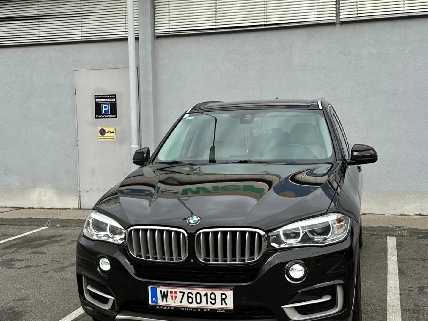 BMW X5 xDrive30d Braun - 1