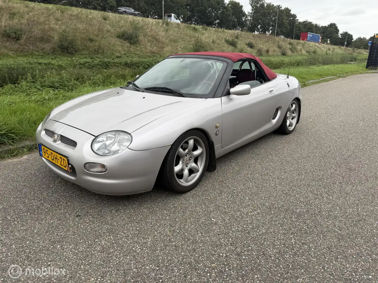 MG MGF 1.8i cabrio 120 pk, foto 1