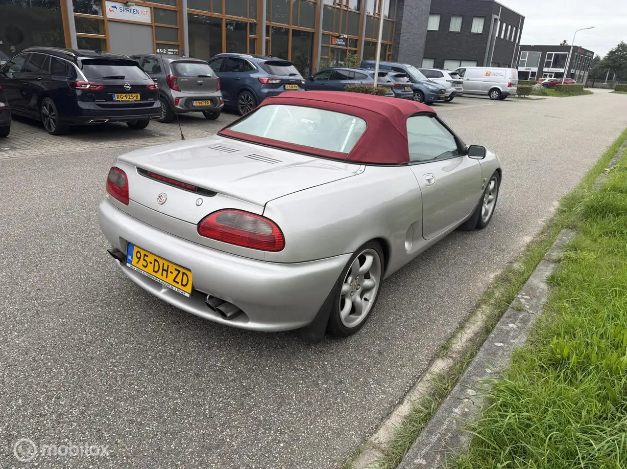 MG MGF 1.8i cabrio 120 pk, foto 4