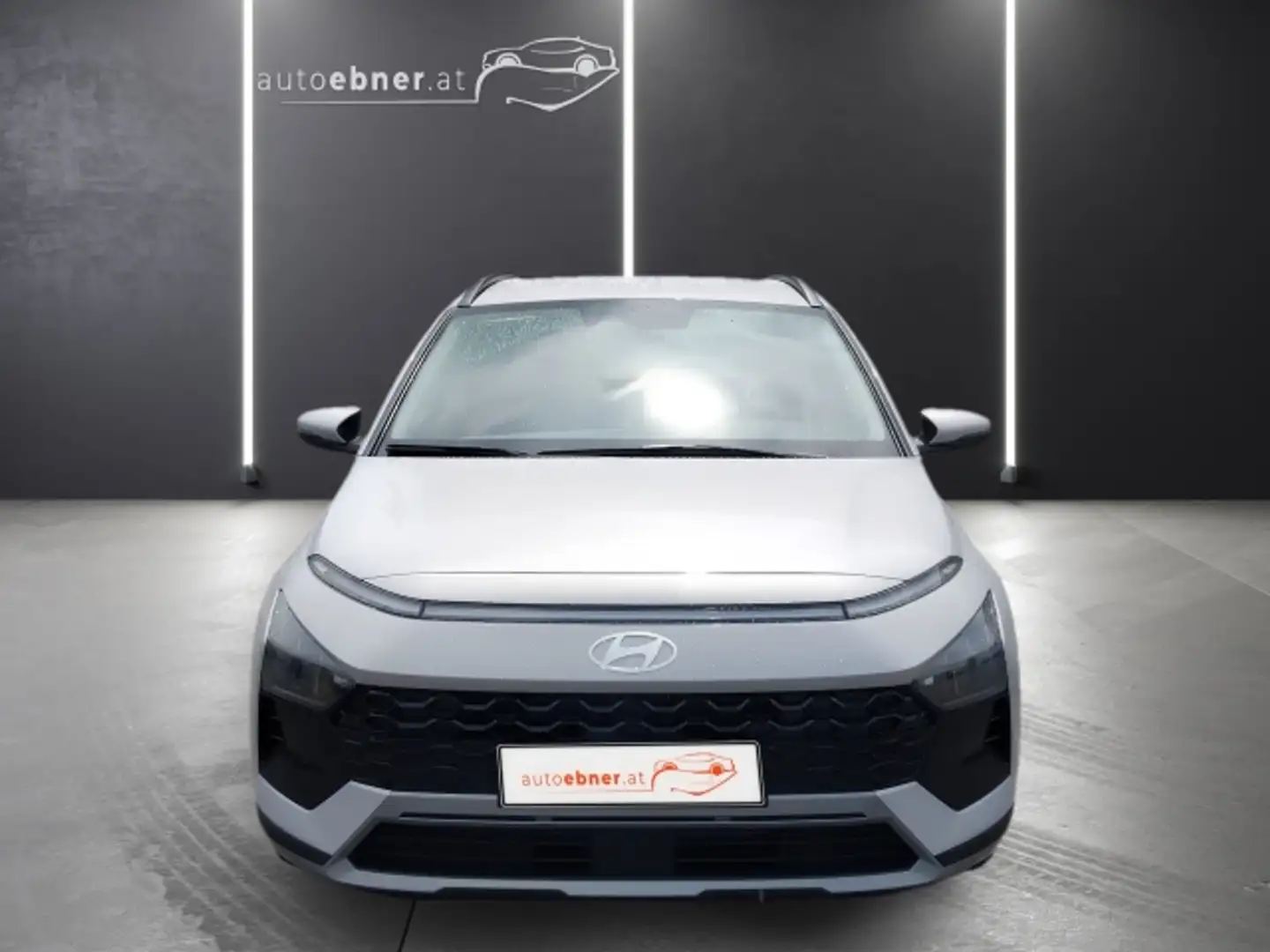 Hyundai BAYON Bayon GO Plus 1.2 MPI y5bu1 Grau - 2