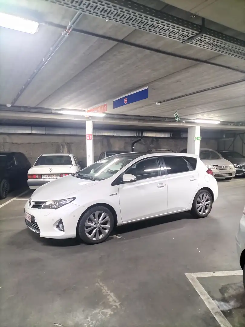 Toyota Auris 1.8 VVT-i Hybrid Automatik Executive - 2
