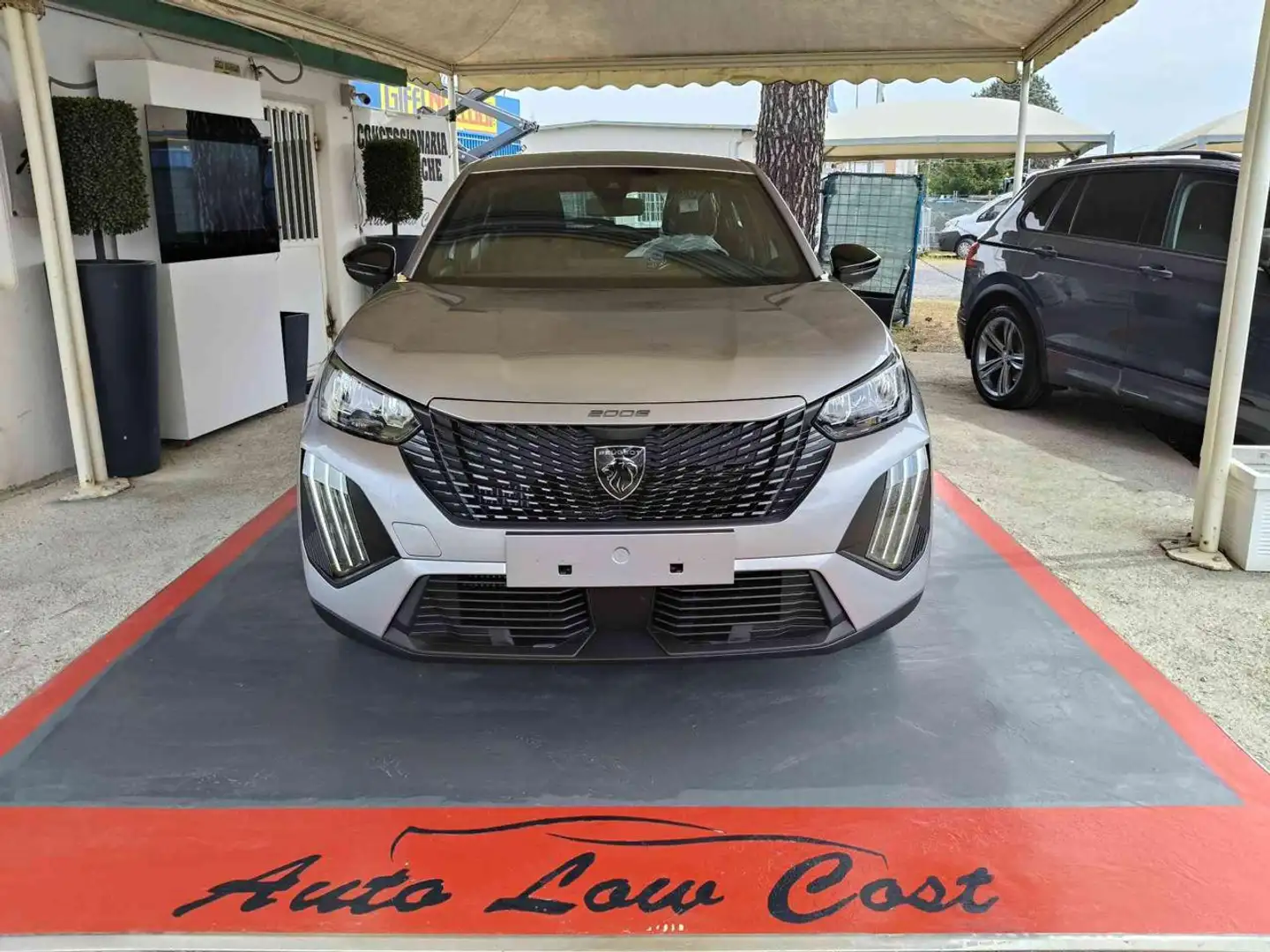 Peugeot 2008 PureTech 100 S&S Style Grigio - 2