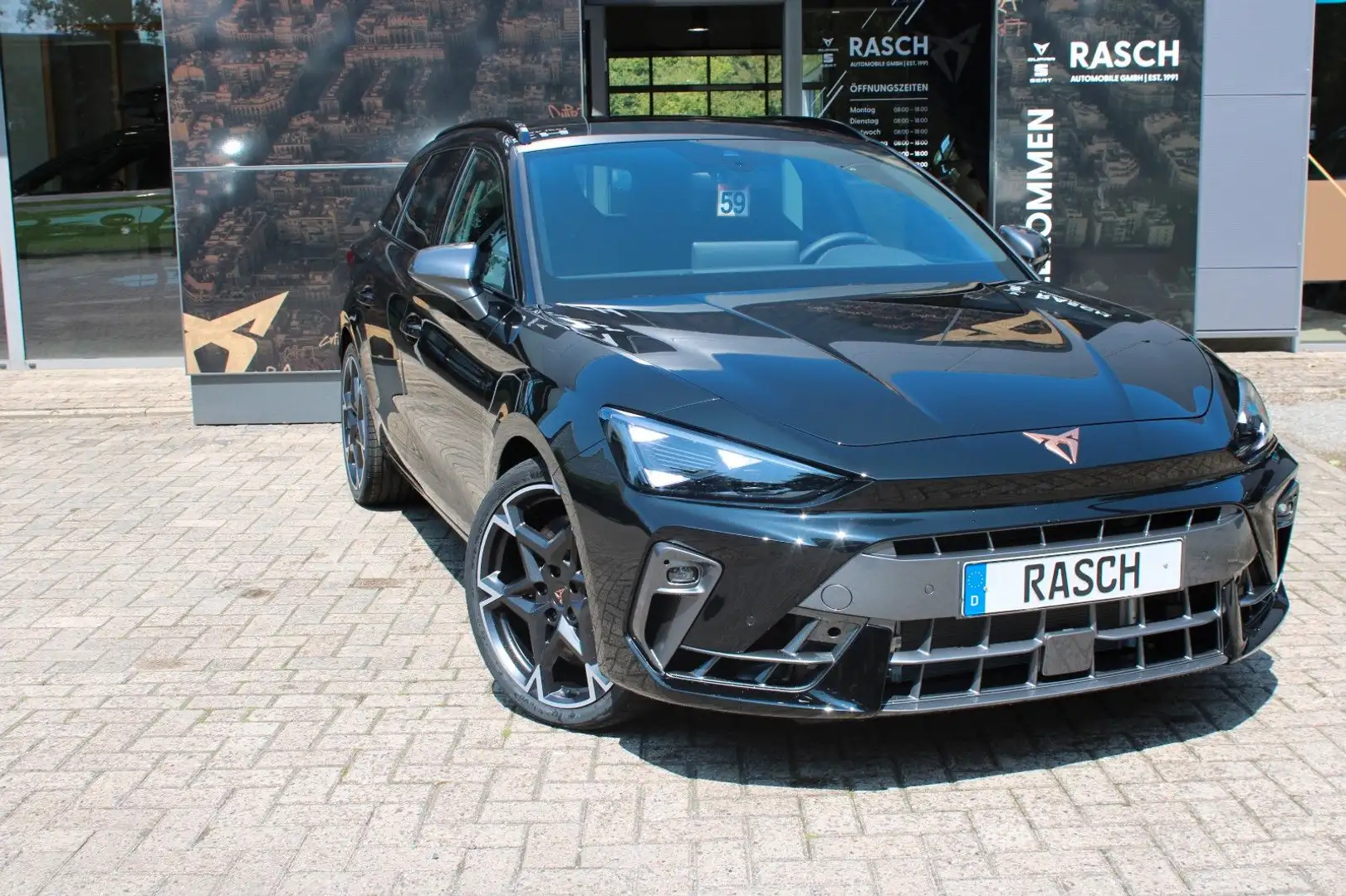 CUPRA Leon SP 2.0 TSI 4Drive VZ DSG +LED+ACC+NAVI+SHZ+ Schwarz - 2