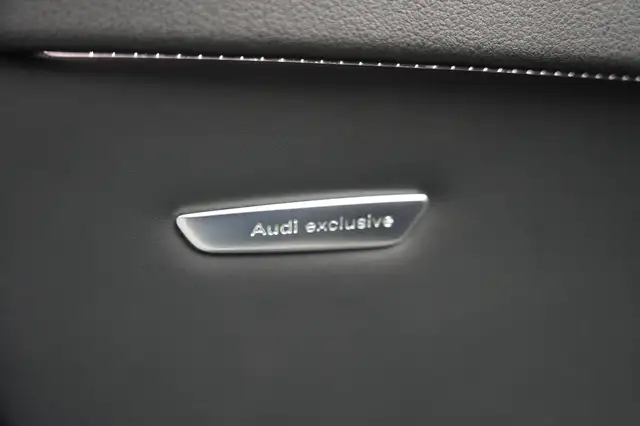 Audi A6 view 13