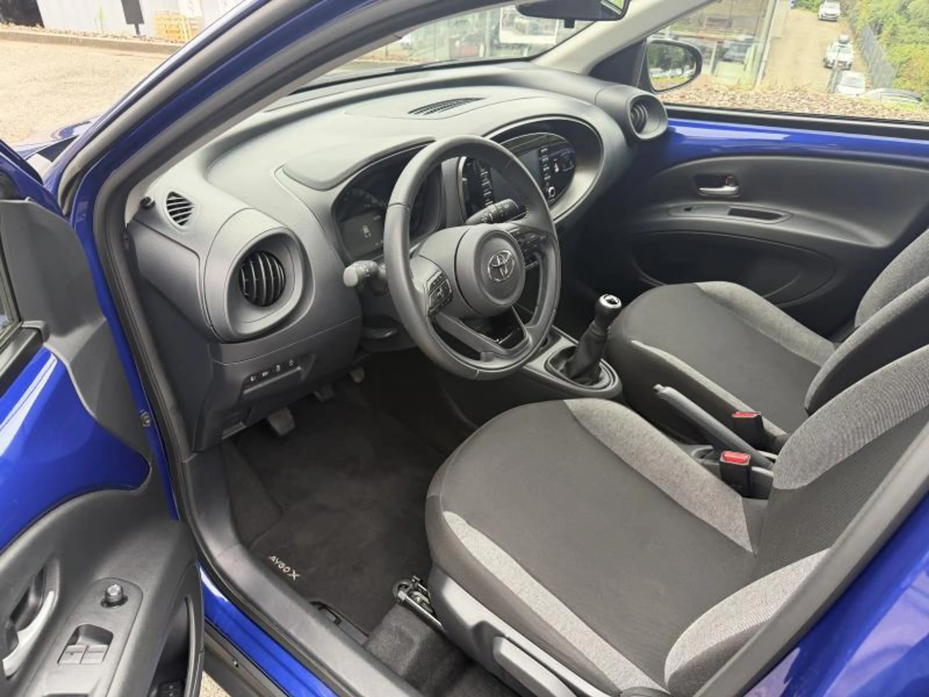 Toyota Aygo X Play — photo 10