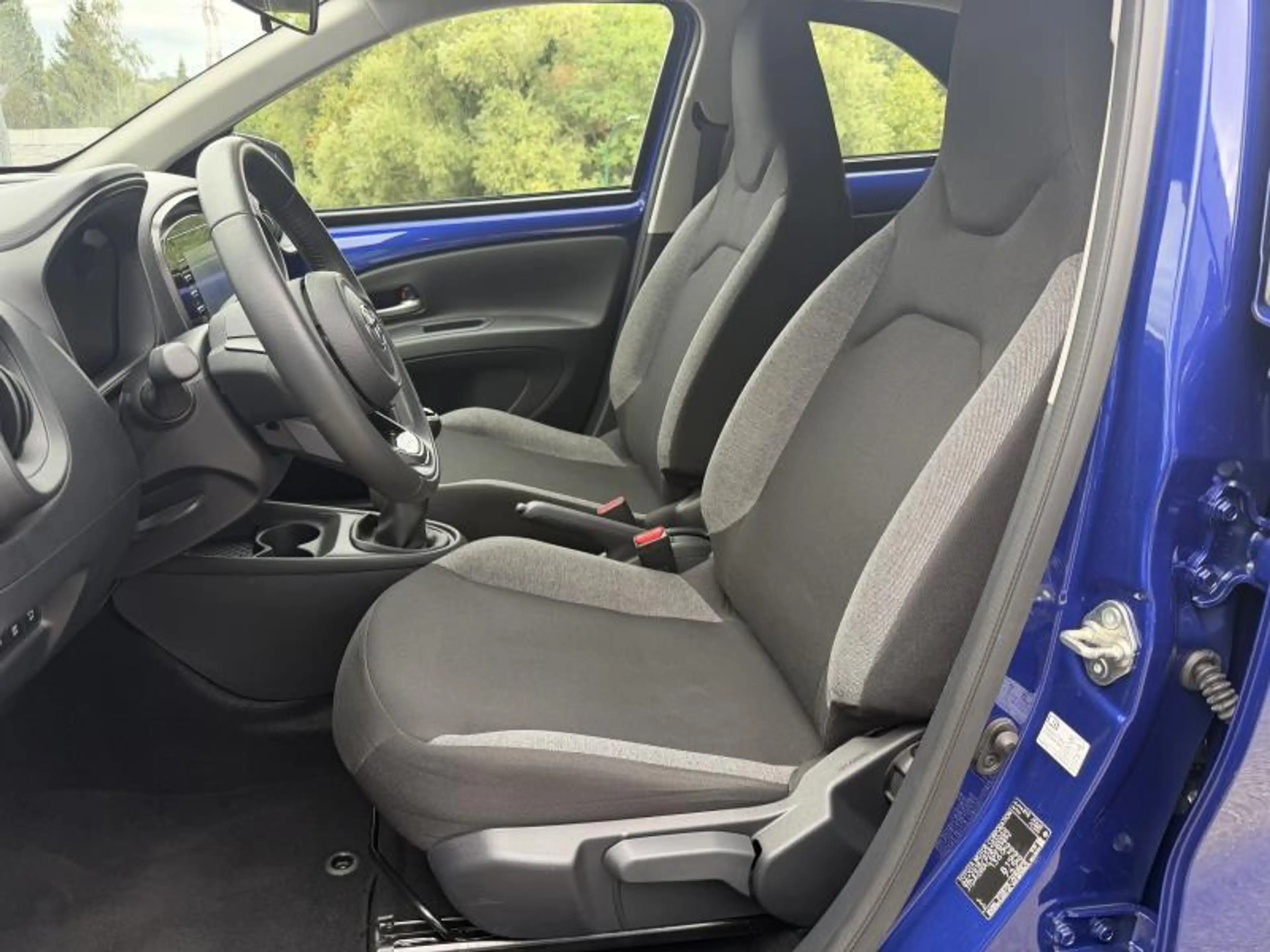 Toyota Aygo X Play — photo 9