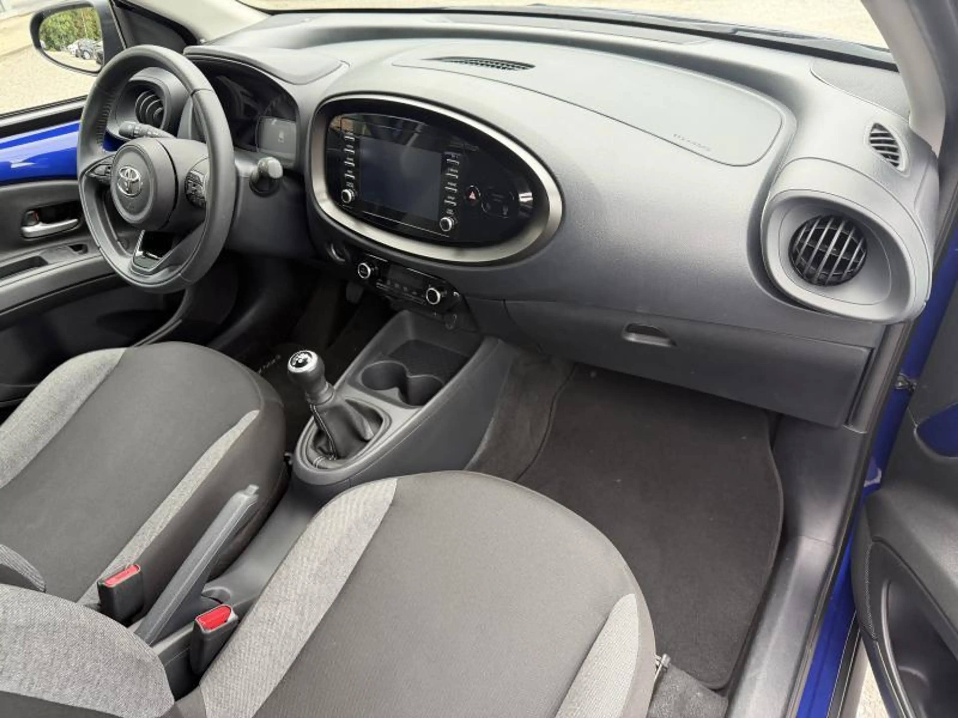 Toyota Aygo X Play — photo 12