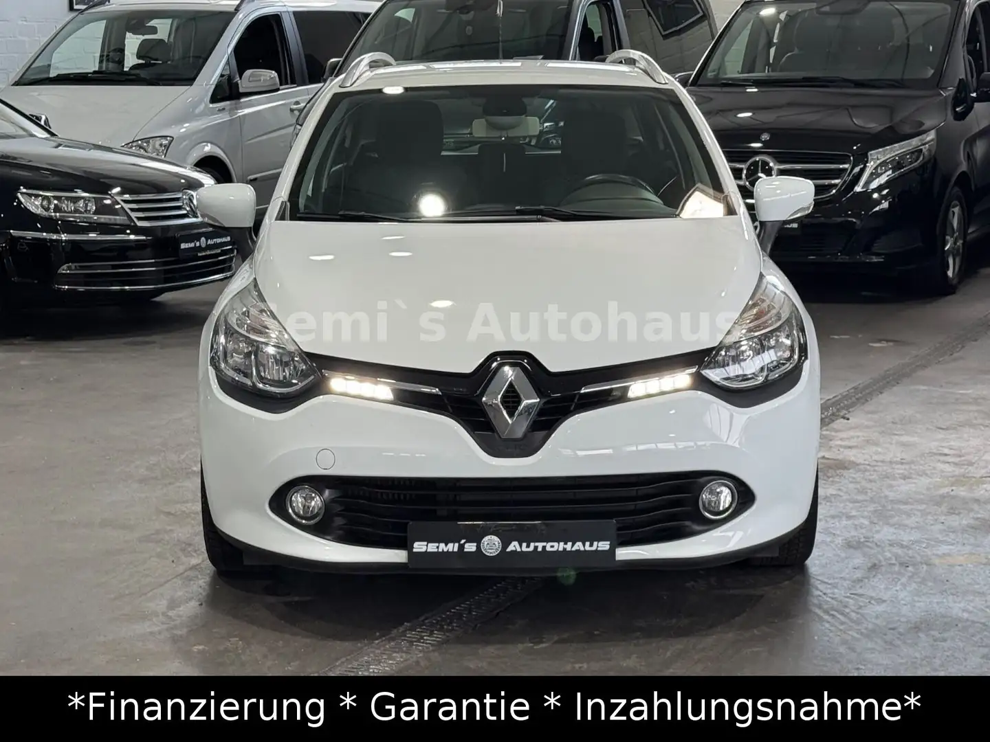 Renault Clio IV Grandtour Luxe*Navi*R-Kam*AHK* Weiß - 2