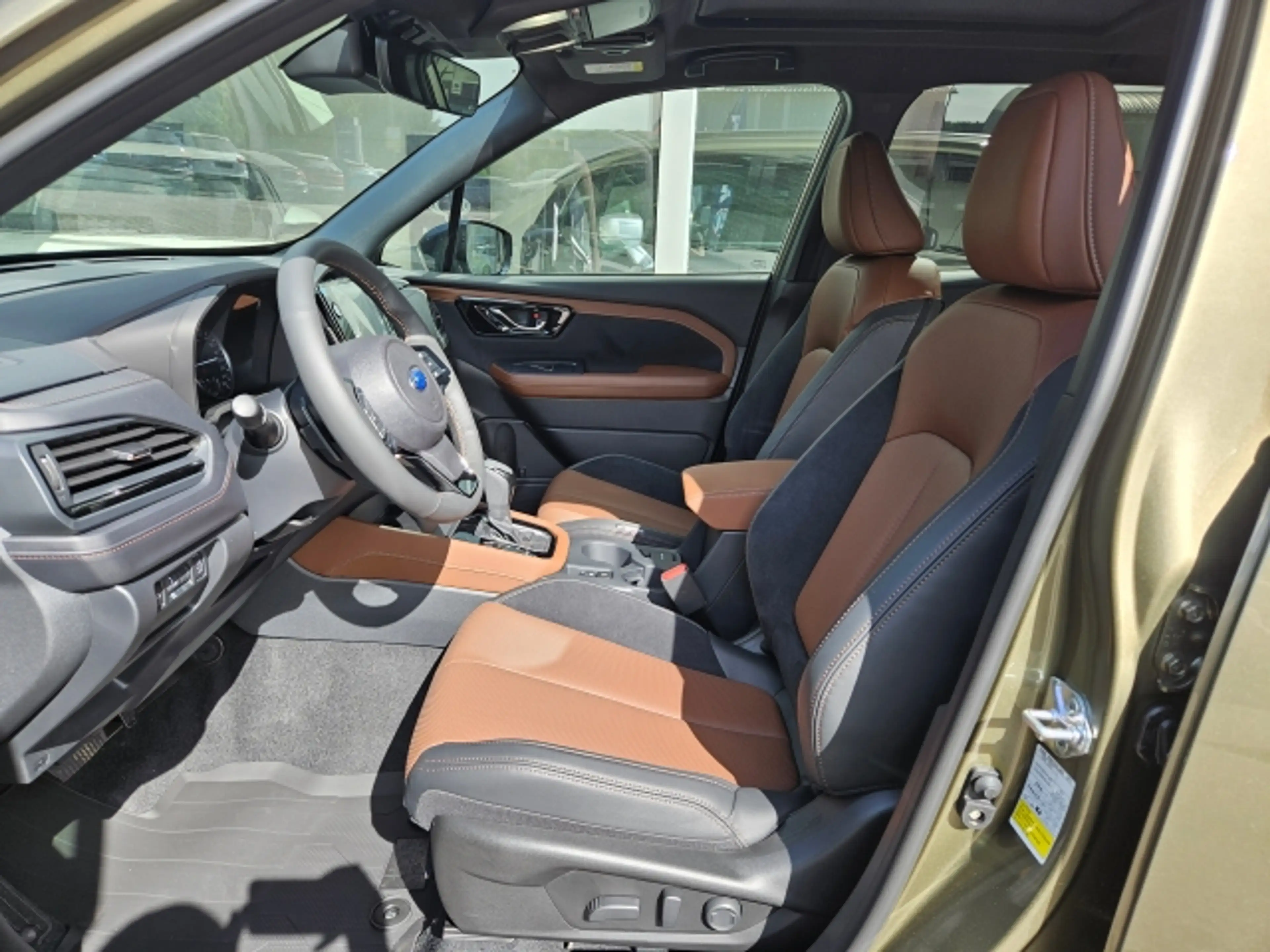 Subaru Forester Premium 2,0i AWD + gratis Winterräder — photo 9