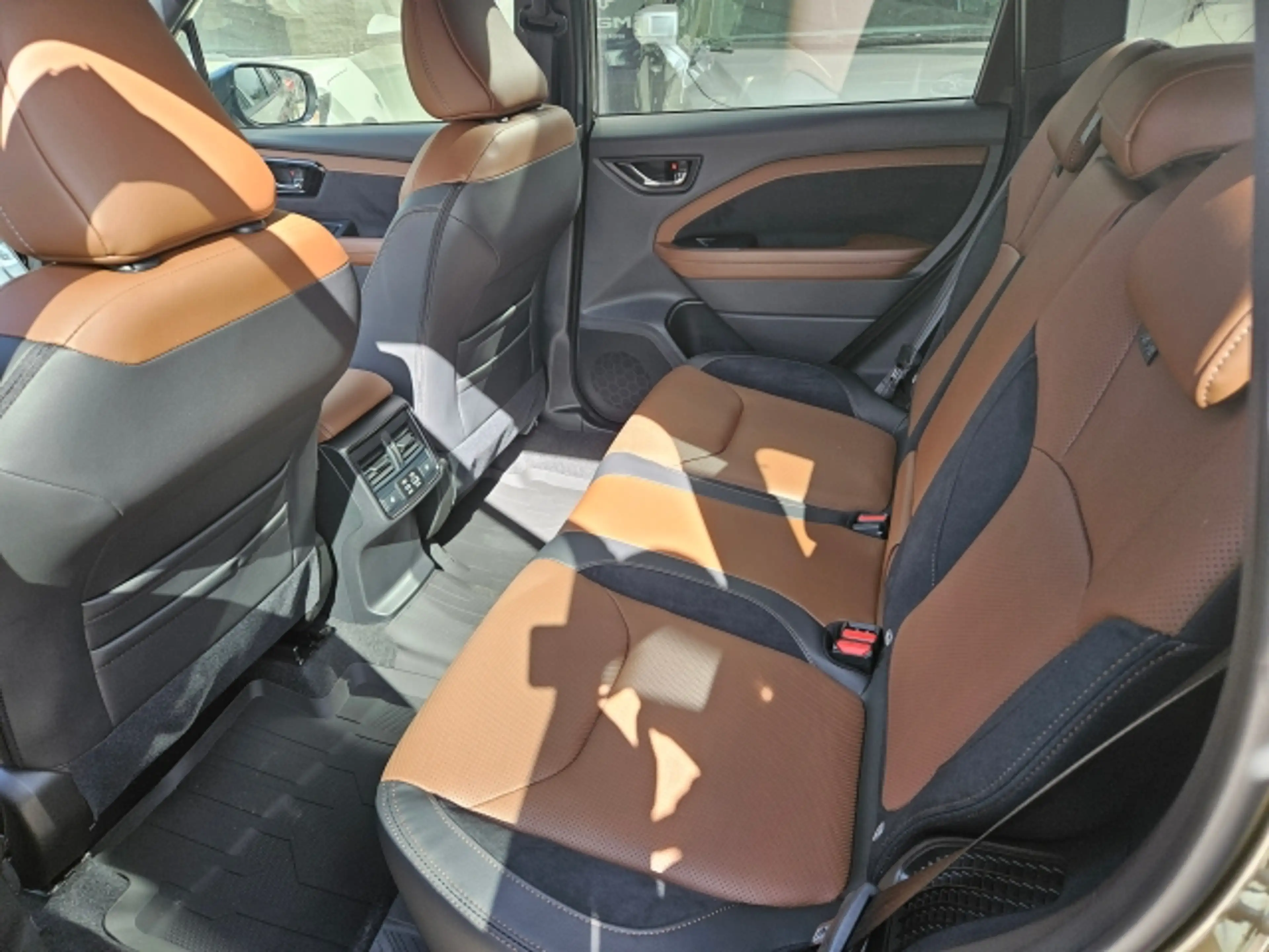 Subaru Forester Premium 2,0i AWD + gratis Winterräder — photo 8