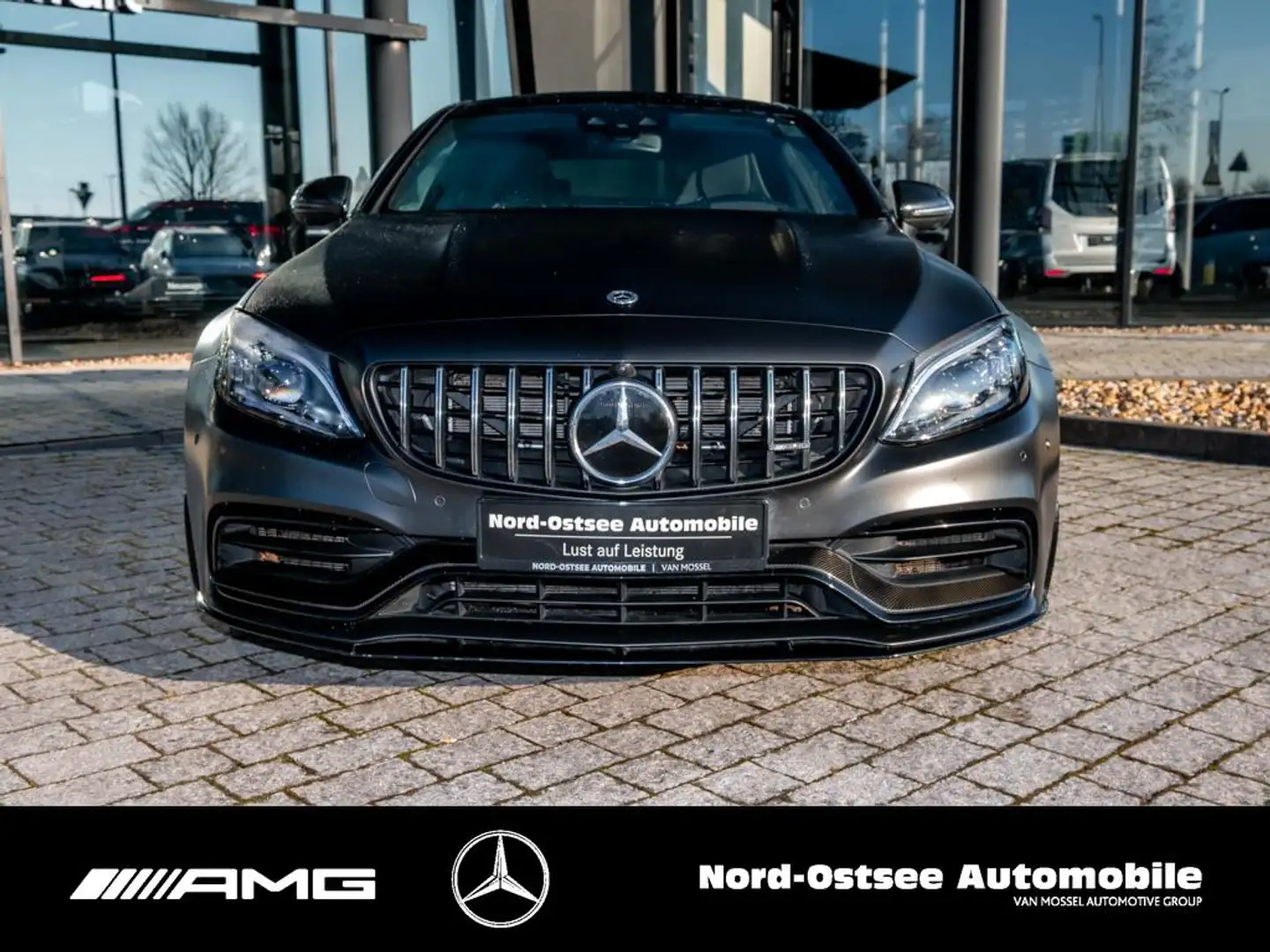 Mercedes-Benz C 63 AMG AMG C 63 S Coupé NIGHT PANO ADV. 360 COMAND MEMORY Grau - 2