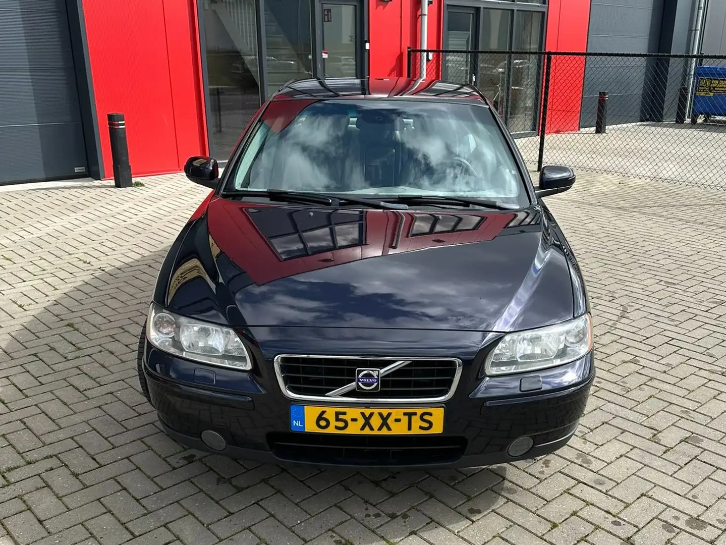 Volvo S60 2.4 Drivers Edition Blue - 2