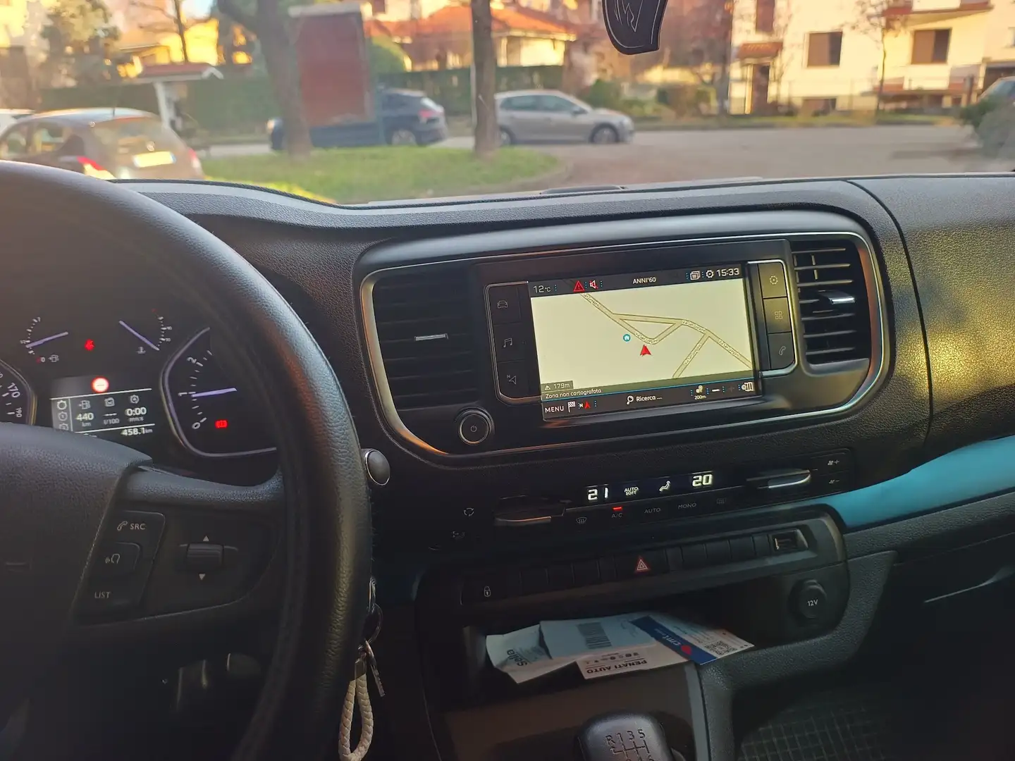 Peugeot Traveller compact allure - 1