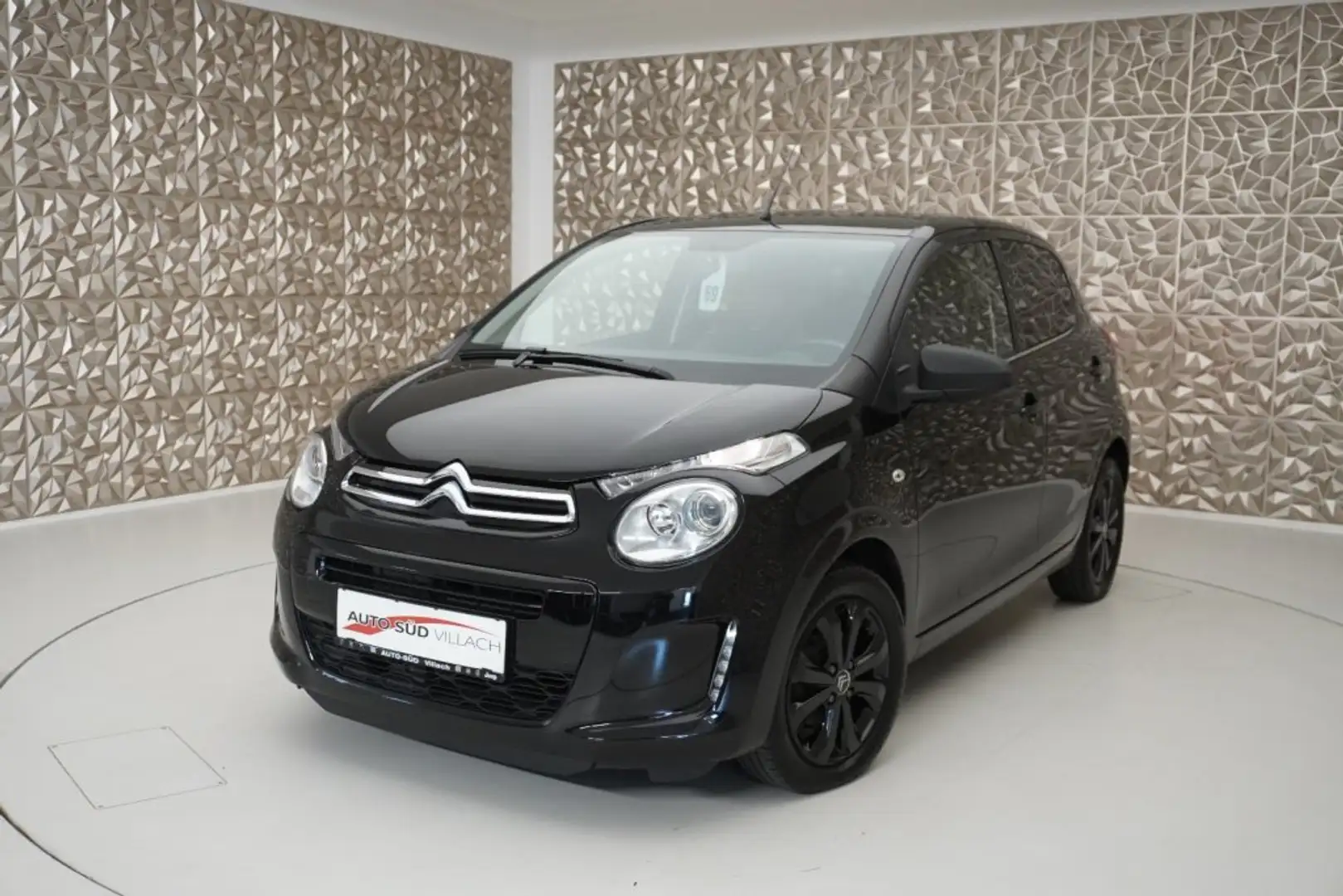 Citroen C1 VTi 72 Manuell Shine Schwarz - 1