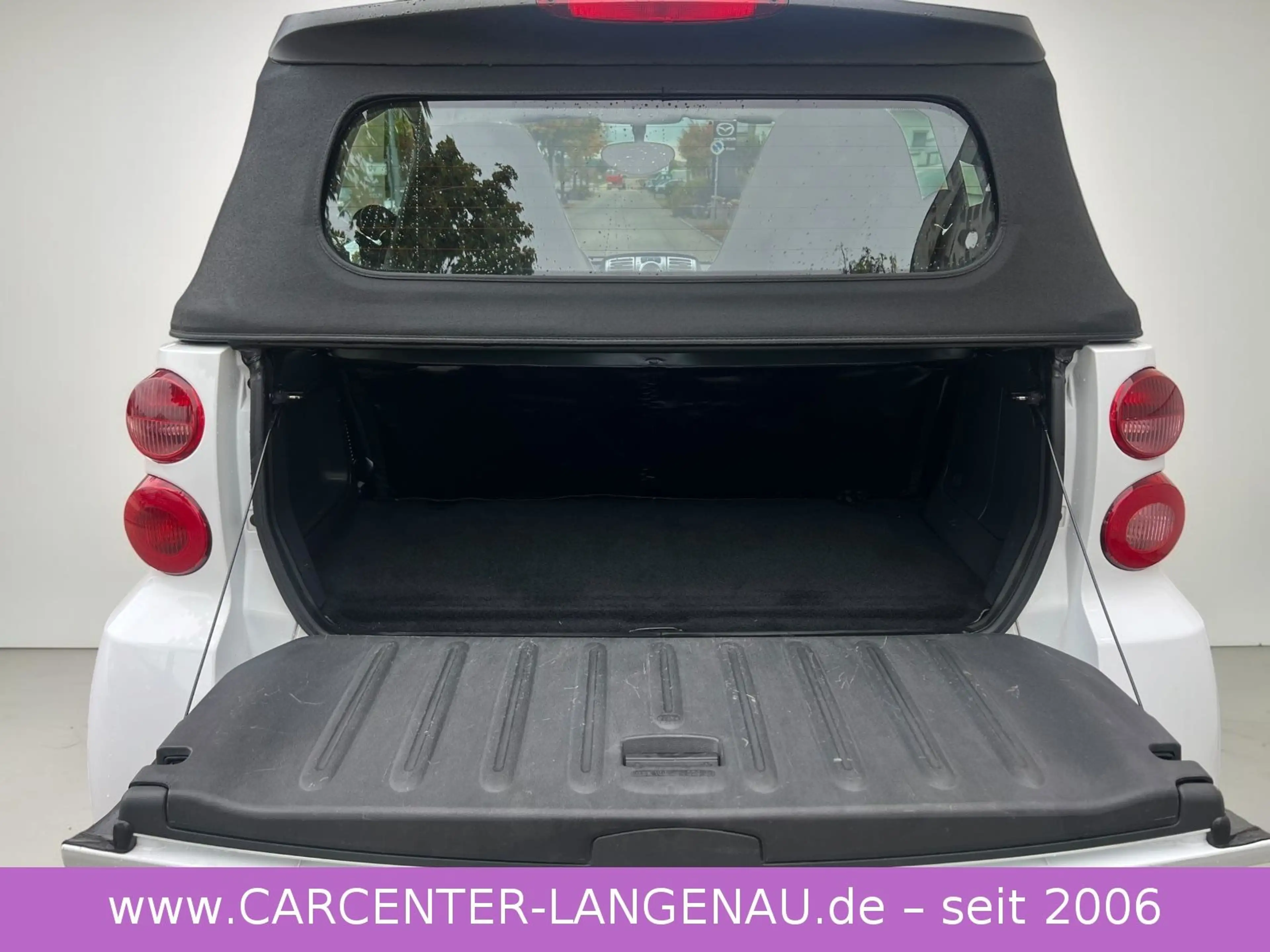smart forTwo fortwo cabrio Micro Hybrid Drive 52 kW — photo 9