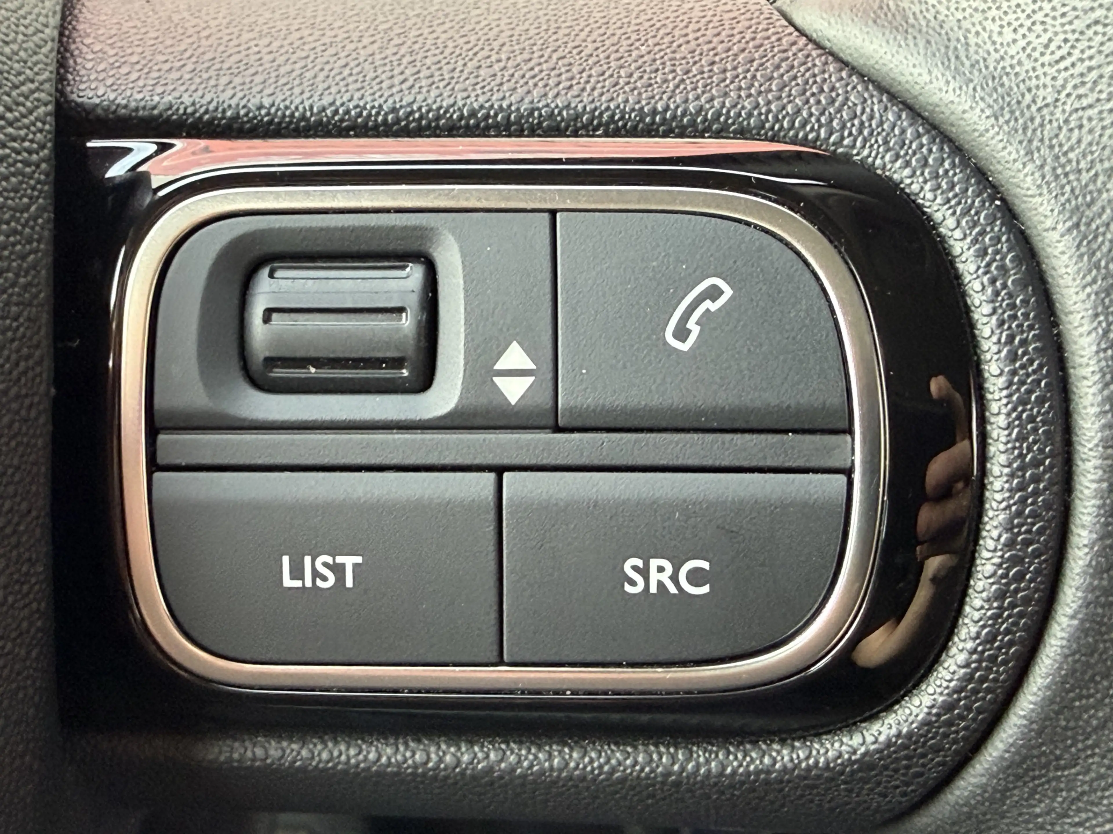 Citroen C3 Aircross 130pk Max (Camera - Keyless Entry - Head up - LED — photo 17