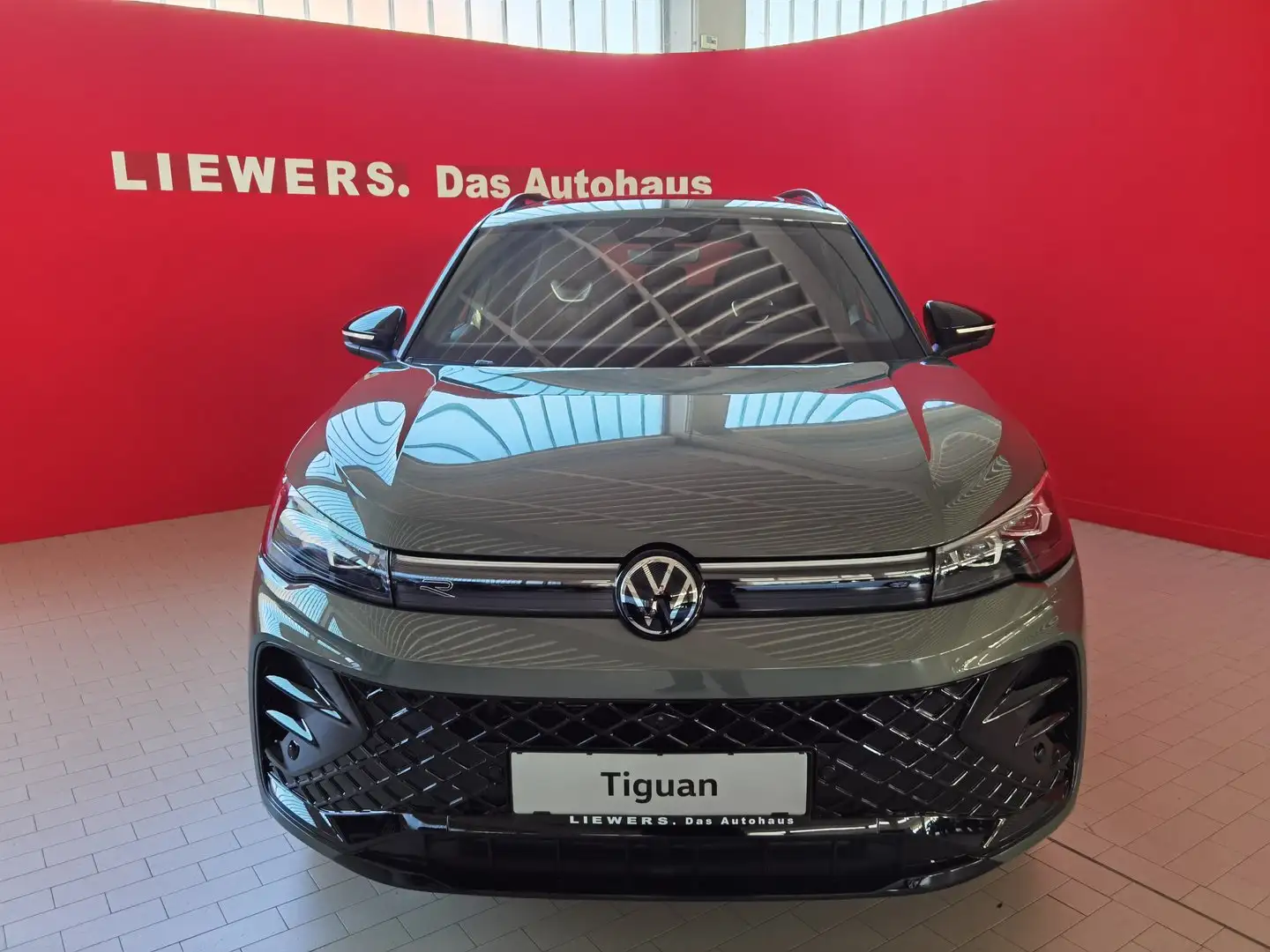 Volkswagen Tiguan Sport TDI DSG Grün - 2