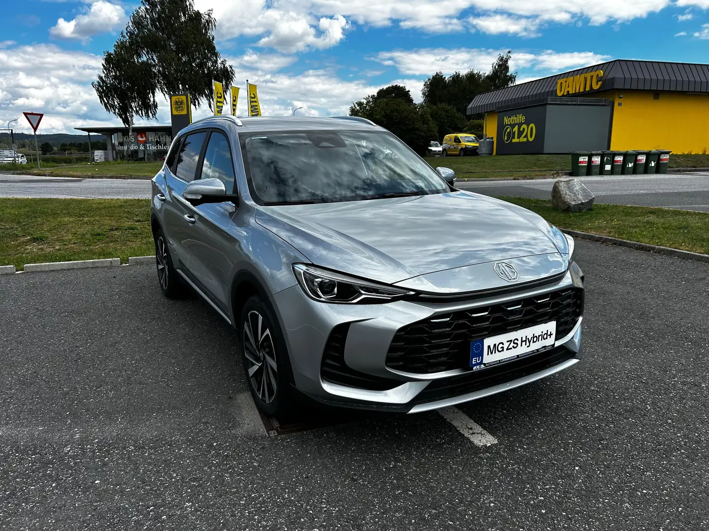 MG ZS HEV Luxury/25 Hybrid Silber - 2