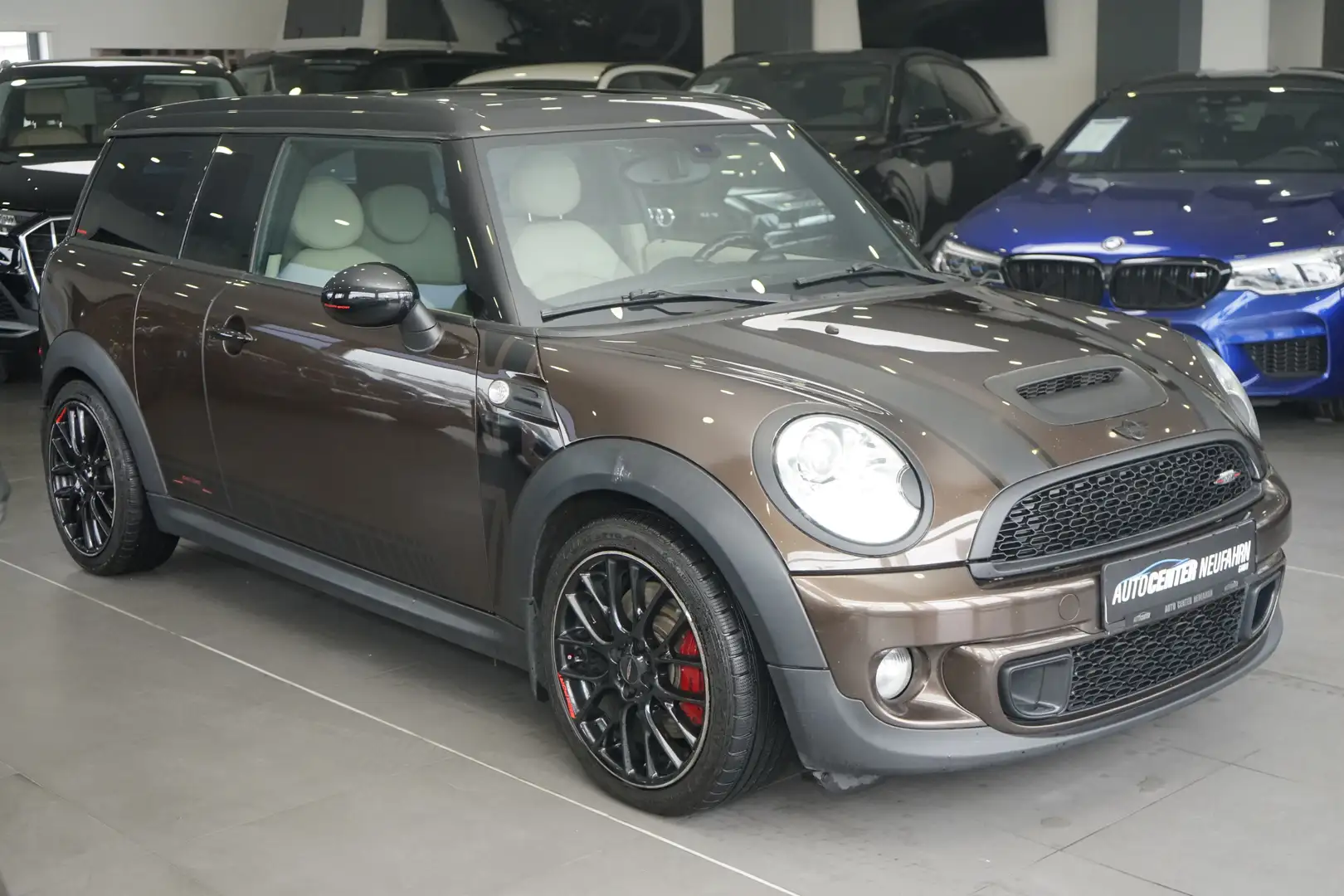 MINI Cooper John Cooper Works+NAVI+PDC+SITZHEIZUNG Schwarz - 1