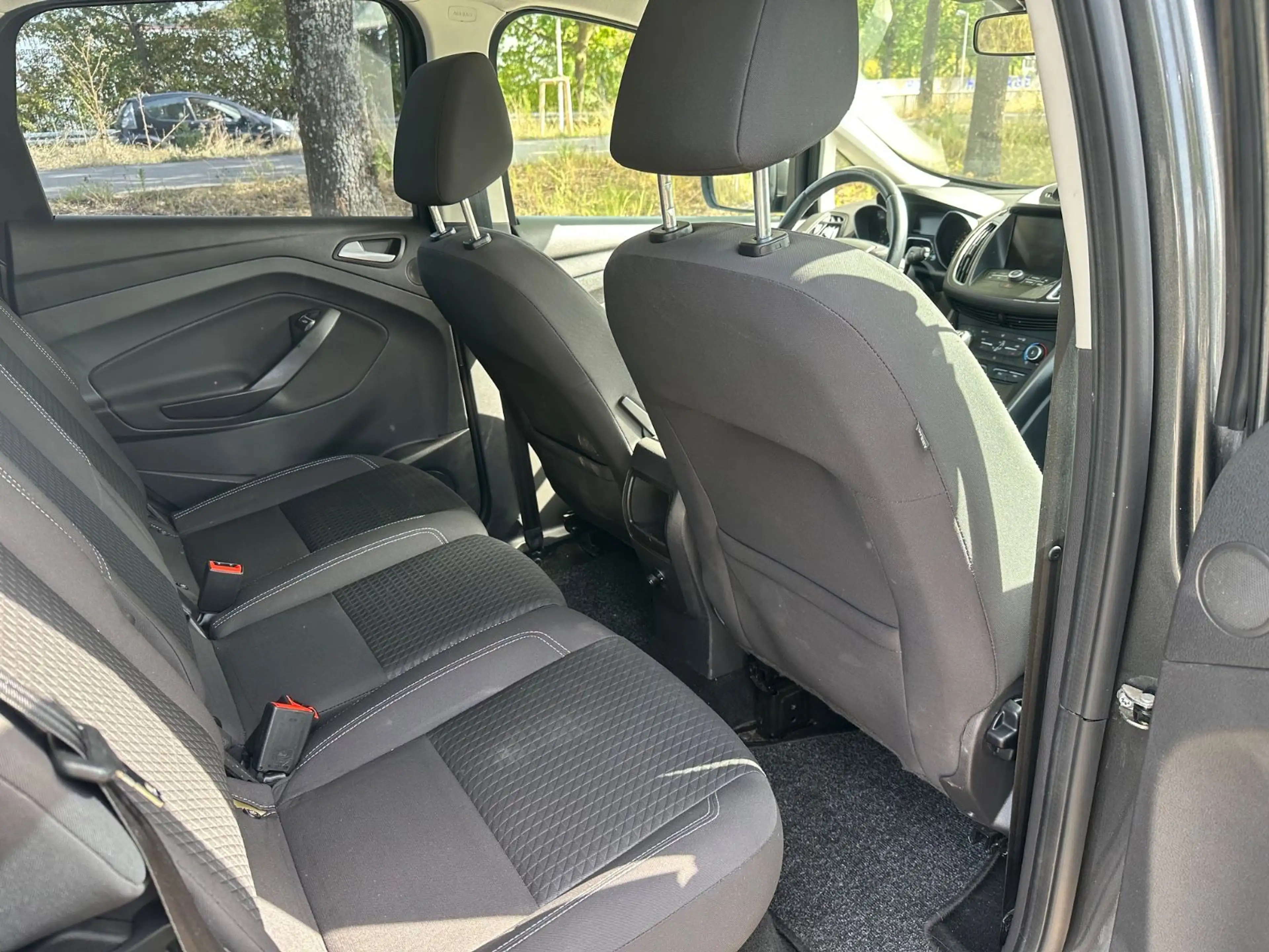 Ford C-Max C-MAX TREND SHZ + PDC + TEMP — photo 10