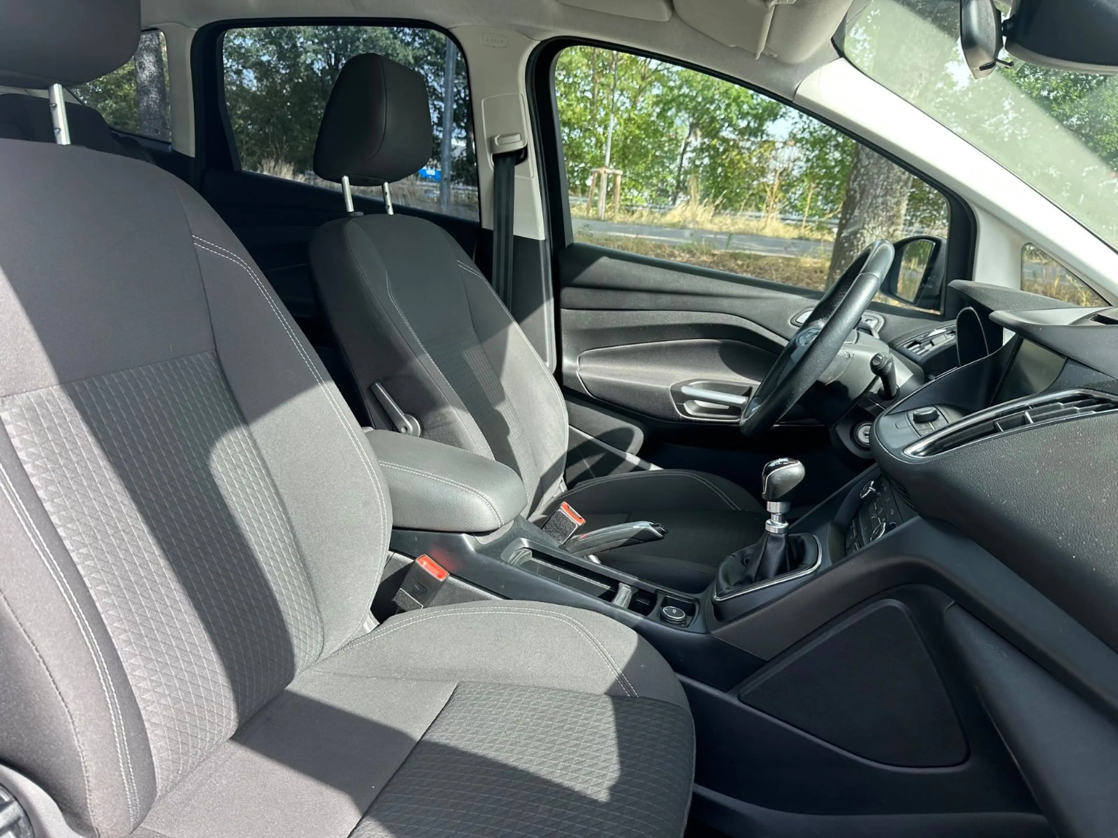 Ford C-Max C-MAX TREND SHZ + PDC + TEMP — photo 12