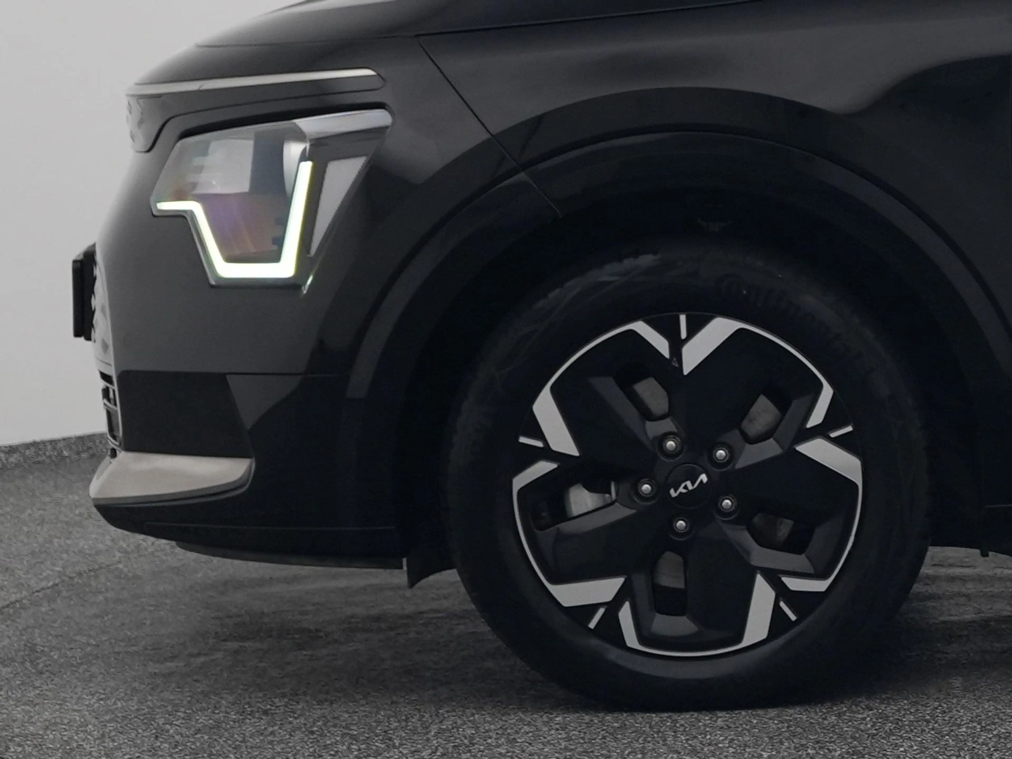 Kia e-Niro EV DynamicLine 64.8 kWh | KEYLESS | ADAPTIVE | CAM — photo 22