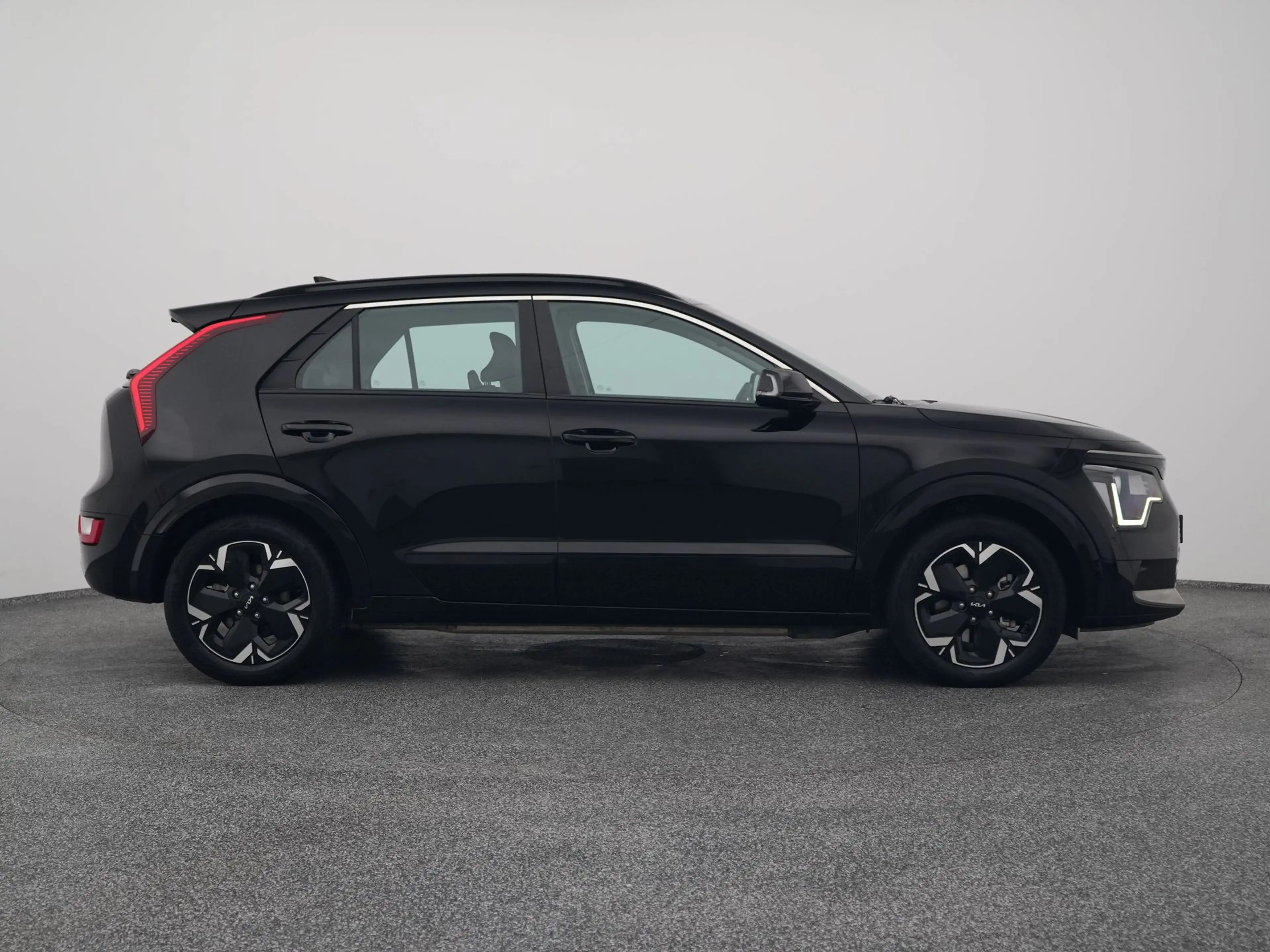 Kia e-Niro EV DynamicLine 64.8 kWh | KEYLESS | ADAPTIVE | CAM — photo 15