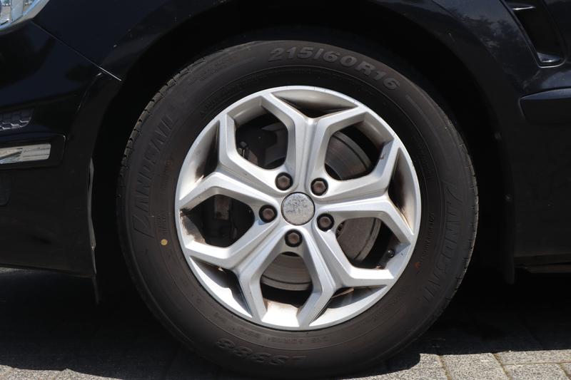 Ford S-Max 2.0 EcoBoost S Edition | Pano | Leder | Trekhaak | — photo 10