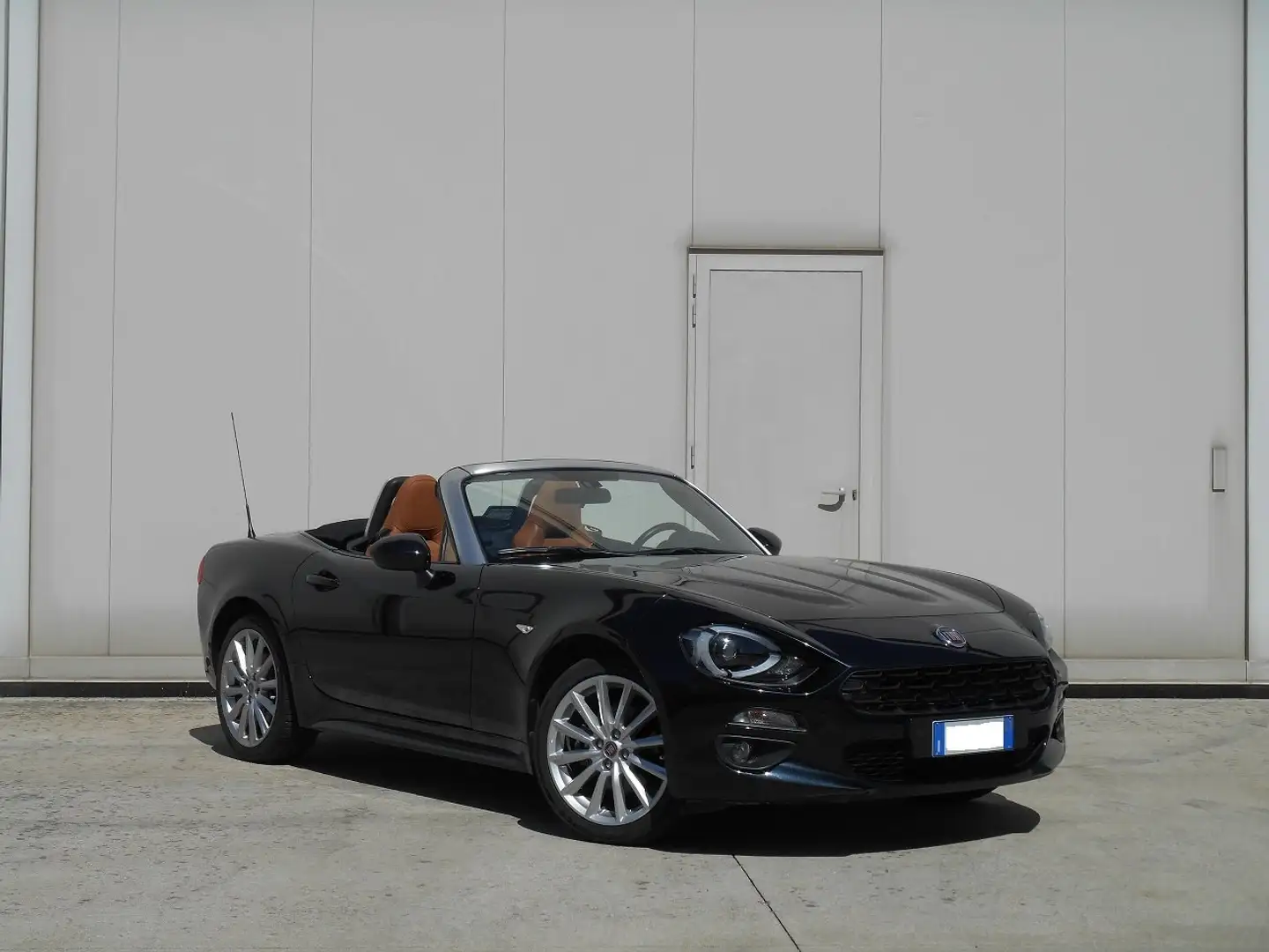 Fiat 124 Spider 1.4 m-air Lusso auto Nero - 2