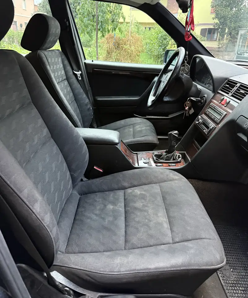 Mercedes-Benz C 220 d Elegance, foto 5