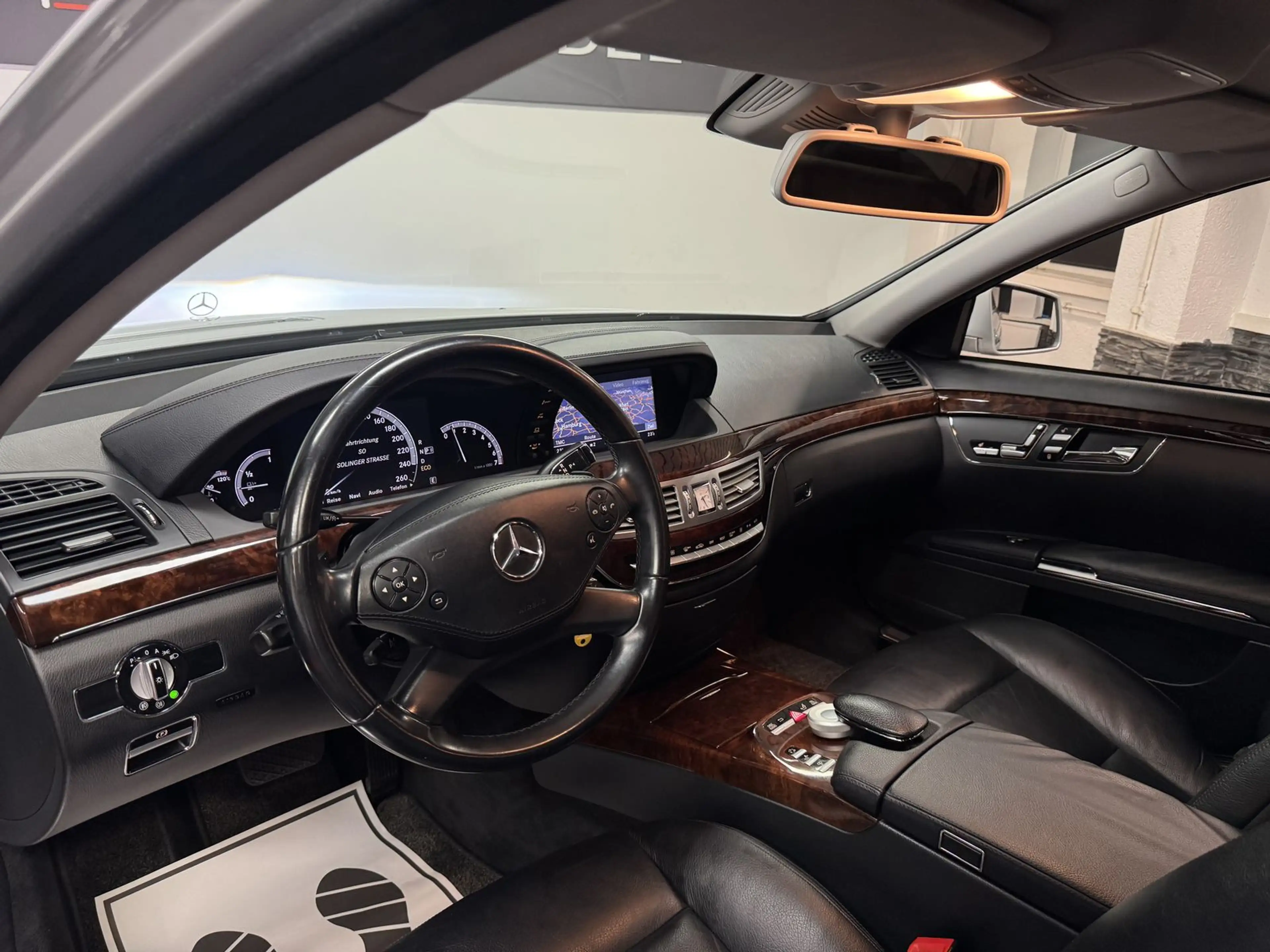 Mercedes-Benz S 350 CGI *NAVIGATION*LEDER*XENON* — photo 8
