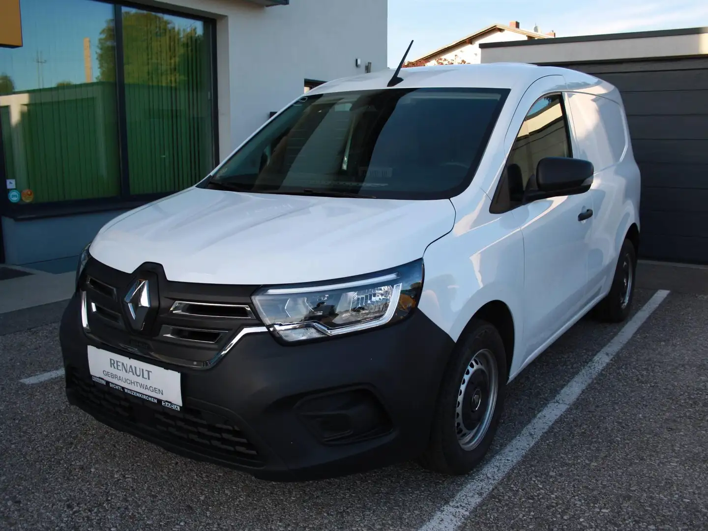 Renault Kangoo E-TECH VAN L1 E-Tech Electric Advance EV45 CCS 75KW Schnelllader + 22KW-Lader Weiß - 2