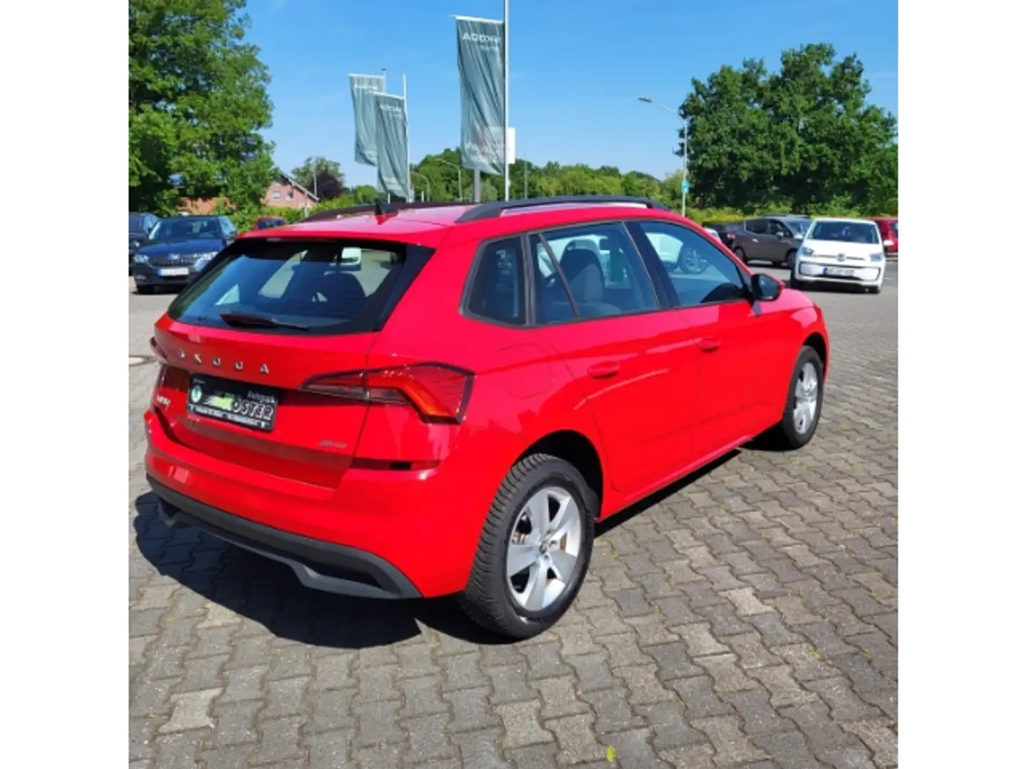 Skoda Kamiq Cool Plus 1.0 TSI 70 KW 5 Gang PTS*SMART*LMR*SHZ Czerwony - 2