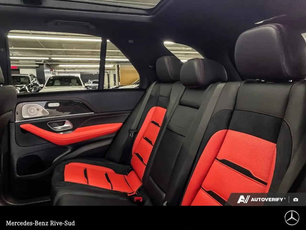 Mercedes-Benz GLE снимка Mercedes-Benz GLE